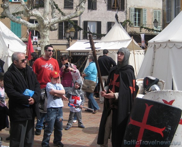 Templiešu ieroču demonstrācija 42664