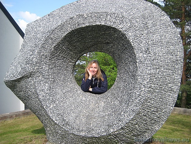 Plašāka informācija par Vilnoja akmens skulptūru parku: www.vilnoja.eu 43585