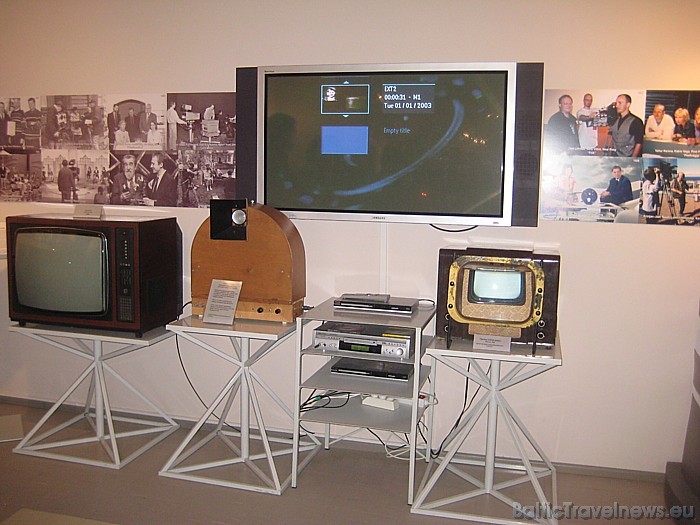 Starp vecajiem televizoriem atrodas arī plazmas TV, kuru gan muzejs ir iegādājies pirms desmit gadiem - tātad tagad jau arī tas ir ar vēsturisku elpu 45908