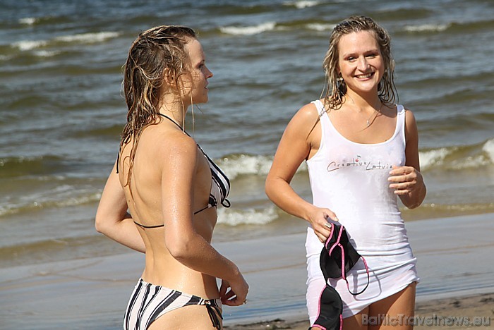 Cosmopolitan Bikini Bash ballīte Jūrmalā 2010 48710
