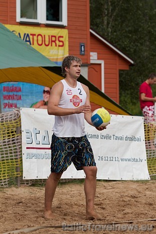 Servē Lauris Grāvelis
Foto: Jānis Eicēns 48838