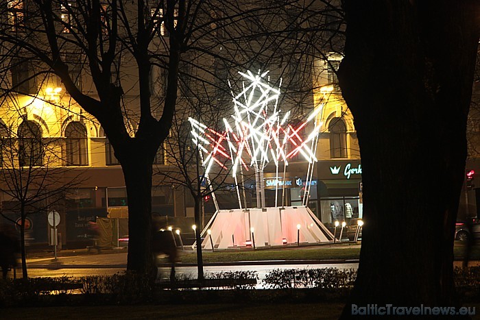 Staro Rīga 2010 - Gaismas ceļš - Brīvības bulvāra aleja (www.staroriga.lv) 52341