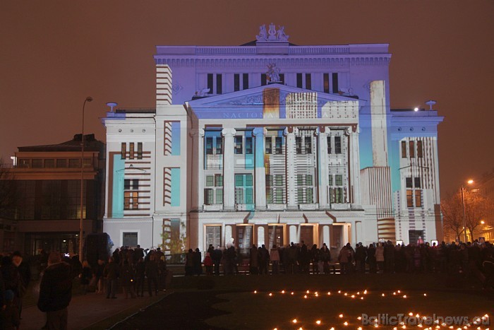 Staro Rīga 2010 - Samsung trīsdimensiju metamorfozes - Latvijas Nacionālā opera (www.staroriga.lv) 52401