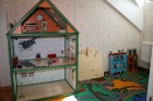 Bērni un vecāki var piedalīties dekorāciju un leļļu izgatavošanas darbnīcās un, protams, spēlēties cik vien tīk... 18