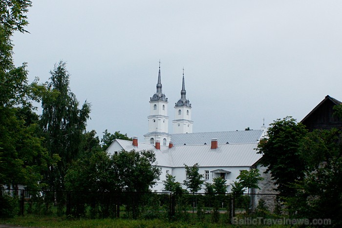 Viļānu katoļu baznīca un mācītājmāja 62510