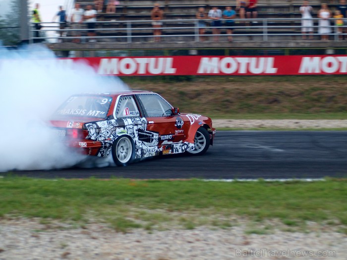 Ātruma svētki Biķerniekos 2011.07.10 - Latvijas PRO Drifta Čempionāta 2. posms un AD Part Drifta Kausa 2. posms. Foto: Jānis Bokanovs Ātruma svētki Biķerniekos 2011.07.10 - Latvijas PRO Drifta Čempionāta 2. posms un AD Part Drifta Kausa 2. posms. Foto: Jānis Bokanovs 63214