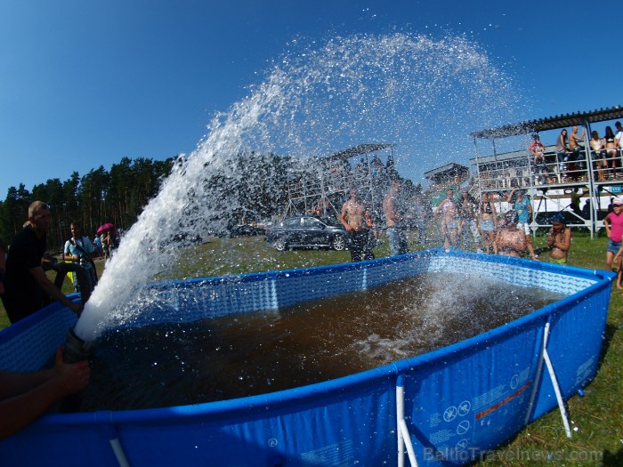 Ātruma svētki Biķerniekos 2011.07.10 - Latvijas PRO Drifta Čempionāta 2. posms un AD Part Drifta Kausa 2. posms. Foto: Jānis Bokanovs Ātruma svētki Biķerniekos 2011.07.10 - Latvijas PRO Drifta Čempionāta 2. posms un AD Part Drifta Kausa 2. posms. Foto: Jānis Bokanovs 63235