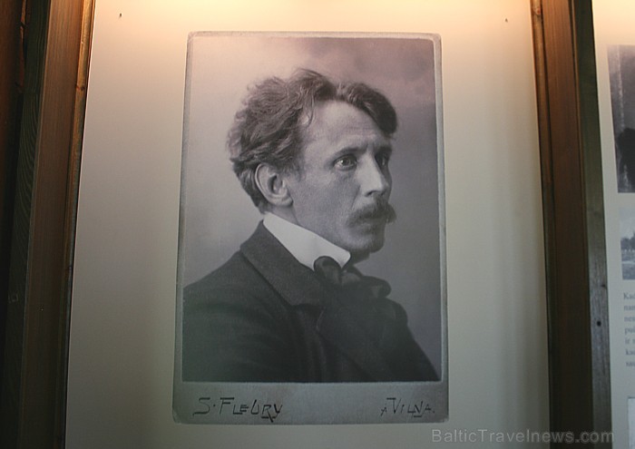 Mikolajus Konstantina Čurļoņis (1875-1911) ir pirmais mūziķis un gleznotājs, kurš apvienoja abus šos dažādos mākslas veidus 64920