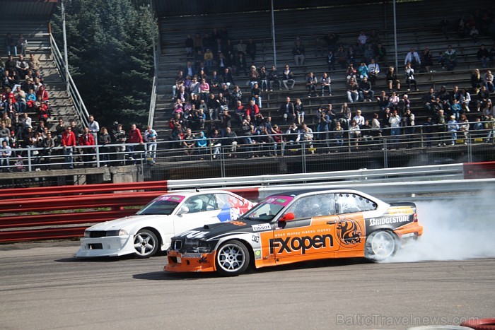 Autosacīkšu «1000km Grand Prix Riga 2011» (3.09.2011) ietvaros drifts 66447