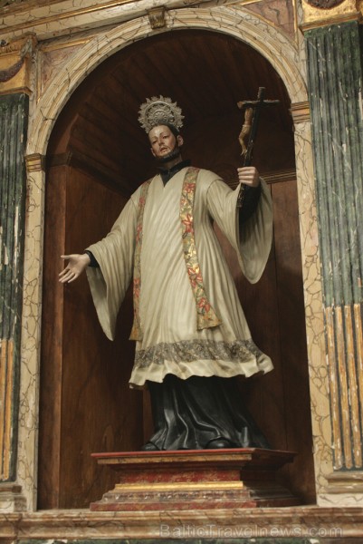 Viens no brīnišķīgākajiem kultūrvēsturiskajiem objektiem, kuru ir vērts apskatīt, ir Sv. Francisko baznīca 68984