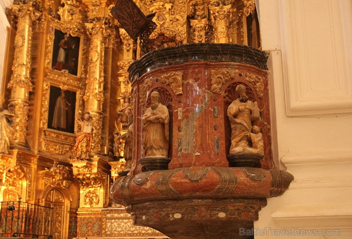 Klosteris Del Monasterio de Santa Maria la Real www.turismosuna.es 69182