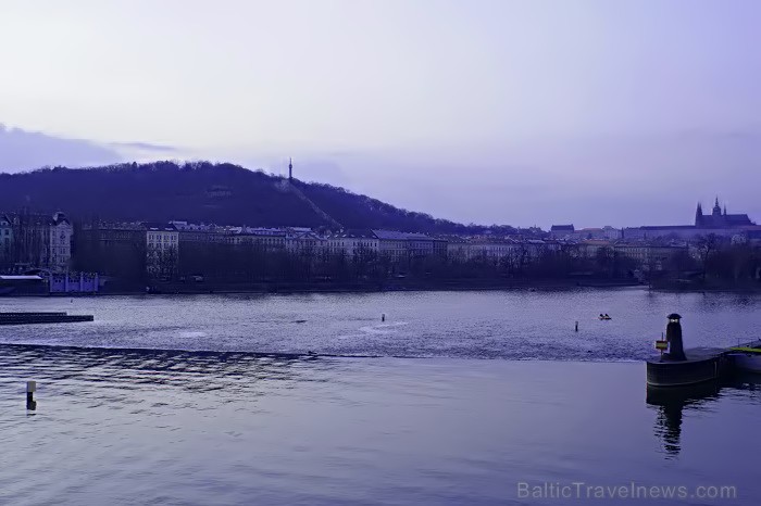 Prāgas televīzijas tornis, kas pārsteidz ar radošo pieeju tā fasādes dizainam -  www.czechairlines.lv 73516