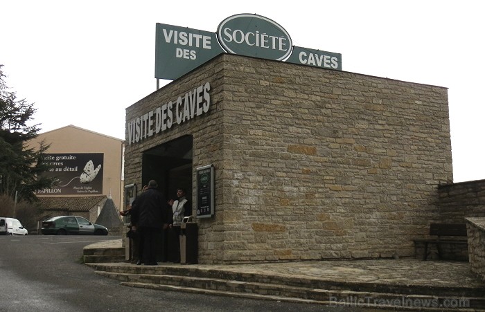 Ieeja Rokforta alās. Šodien apskatīt Rokfortas alas un iepazīt vietējās siera ražošanas tehnoloģijas var jebkurš Tulūzas apceļotājs 91548