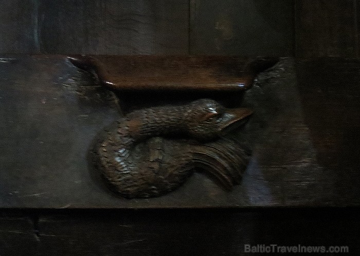 Klosteris Chartreuse St Sauveur ir neaizmirstams 15.gadsimta arhitektūras un vēstures piemineklis. Tas atrodas pilsētā Villefranche-de-Rouergue un ir  91930