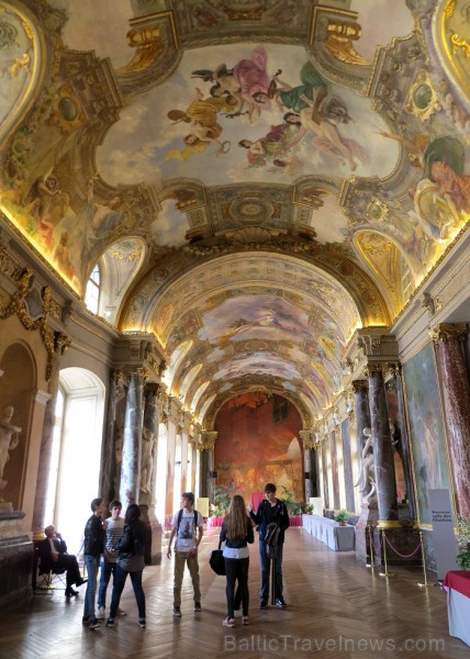 Tulūza ir 4. lielākā Francijas pilsēta, kas ir slavena ar brīnišķīgu renesanses vecpilsētu. Tās ēkas ir celtas no sarkaniem ķieģeļiem. Francūži saka,  92641