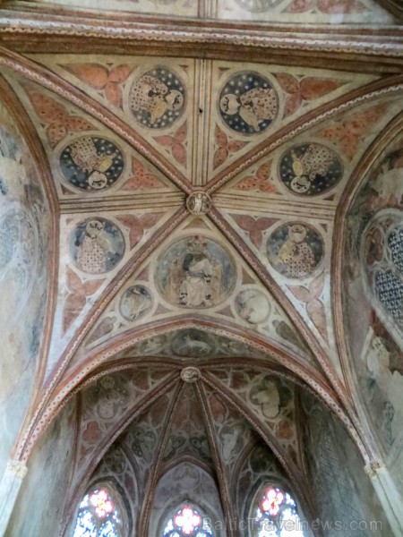 Tulūza ir 4. lielākā Francijas pilsēta, kas ir slavena ar brīnišķīgu renesanses vecpilsētu. Tās ēkas ir celtas no sarkaniem ķieģeļiem. Francūži saka,  92676