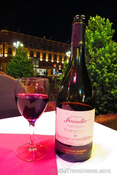 Tulūza ir 4. lielākā Francijas pilsēta, kas ir slavena ar brīnišķīgu renesanses vecpilsētu. Tās ēkas ir celtas no sarkaniem ķieģeļiem. Francūži saka,  92694