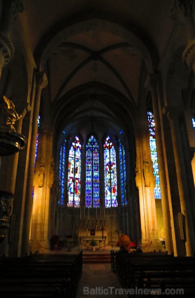 Brīnišķīgā pilsēta Karkasona Francijā ir viens no nedaudziem viduslaiku pieminekļiem, kas ir saglabājies gandrīz neskarts. Ilgus gadus te dzīvoja Volt 93018