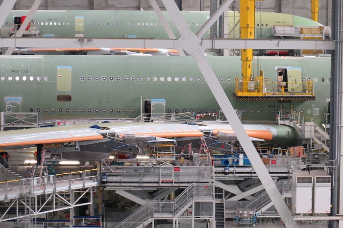 Francijas pilsēta Tulūza lepojas ne tikai ar kultūrvēsturisko mantojumu, bet arī ar Airbus lidmašīnām, kuras būvē tieši šajā pilsētā. Airbus rūpnīcu u 93740