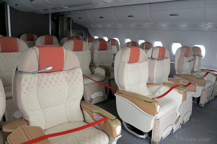 Francijas pilsēta Tulūza lepojas ne tikai ar kultūrvēsturisko mantojumu, bet arī ar Airbus lidmašīnām, kuras būvē tieši šajā pilsētā. Airbus rūpnīcu u 93751