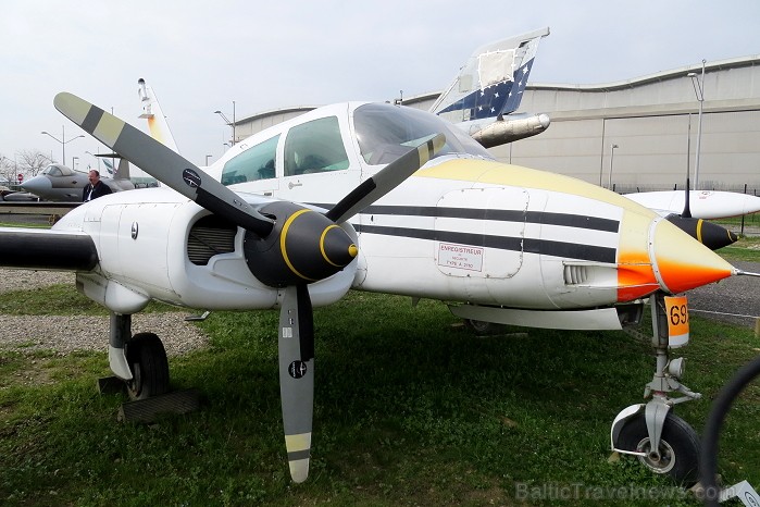 Francijas pilsēta Tulūza lepojas ne tikai ar kultūrvēsturisko mantojumu, bet arī ar Airbus lidmašīnām, kuras būvē tieši šajā pilsētā. Airbus rūpnīcu u 93759