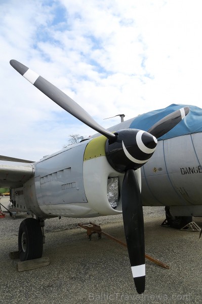 Francijas pilsēta Tulūza lepojas ne tikai ar kultūrvēsturisko mantojumu, bet arī ar Airbus lidmašīnām, kuras būvē tieši šajā pilsētā. Airbus rūpnīcu u 93763