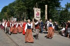 XXV Vispārējo latviešu Dziesmu un XV Deju svētku gājiens - bildēs meklē sevi vai savu kolektīvu. 11