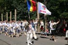 XXV Vispārējo latviešu Dziesmu un XV Deju svētku gājiens - bildēs meklē sevi vai savu kolektīvu. 95