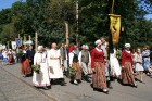 XXV Vispārējo latviešu Dziesmu un XV Deju svētku gājiens - bildēs meklē sevi vai savu kolektīvu. 18