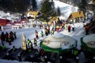 Azoty nelielais atpūtas kūrorts atrodas mazā pilsētā Krinicā, Polijas un Slovākijas pierobežā. Šī vieta ir piemērota iesācējiem. 10
