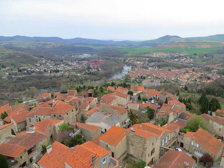 Travelnews.lv iepazīst Francijas viduslaiku ciematu Montpeyroux Overņas reģionā 122667