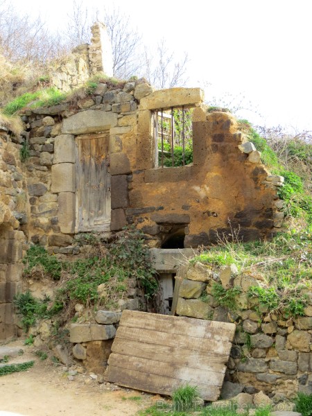 Travelnews.lv iepazīst franču sieru fermu Saint-Nectaire Overņas reģionā 123261