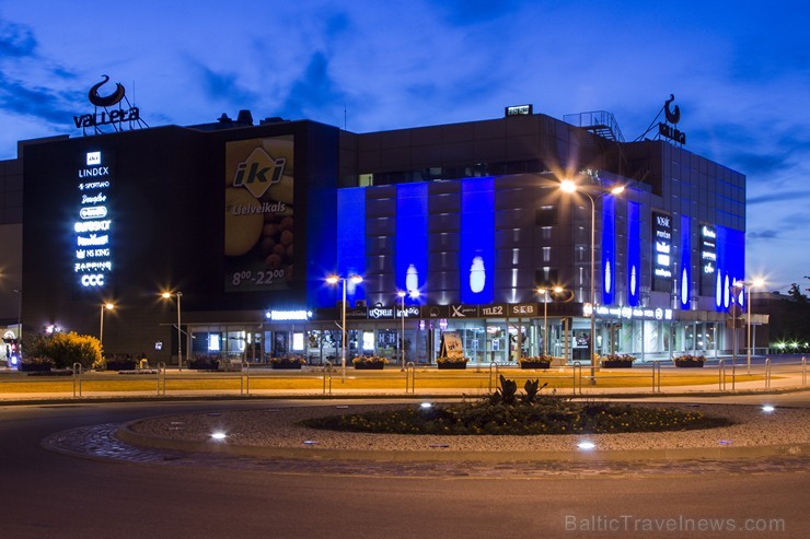 Valmiera ir viena no senākajām Latvijas pilsētām, Hanzas savienības locekle, šobrīd Vidzemes plānošanas reģiona lielākā pilsēta Valmiera ir viena no senākajām Latvijas pilsētām, Hanzas savienības locekle, šobrīd Vidzemes plānošanas reģiona lielākā pilsēta 125329