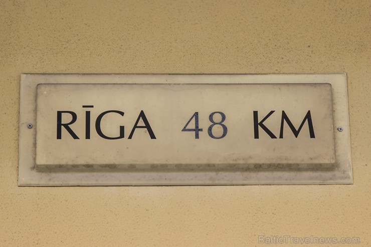 Saulkrastu stacija ir stacija, kura būvēta peldvietu un vasarnīcu rajonam Saulkrastu stacija ir stacija, kura būvēta peldvietu un vasarnīcu rajonam 127882