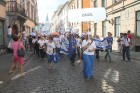 Pasaules koru olimpiādes gājiens Rīgas ielās norīt lielās ovācijās 38