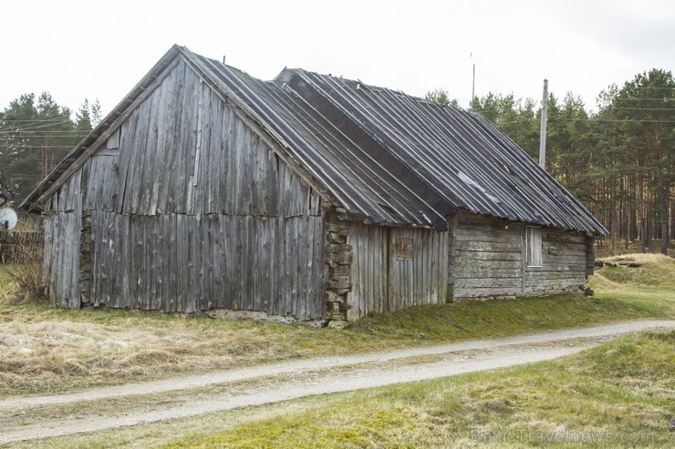 Melnsils ir nostāstiem bagāts ciems 128828