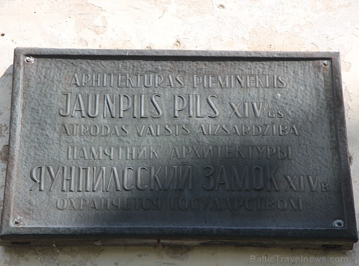 Jaunpils burvīgā 14.gadsimta pils piedāvā Latvijas mērogam unikālu nakšņošanas iespēju. Vairāk informācijas - www.JaunpilsPils.lv Jaunpils burvīgā 14.gadsimta pils piedāvā Latvijas mērogam unikālu nakšņošanas iespēju. Vairāk informācijas - www.JaunpilsPils.lv 130369