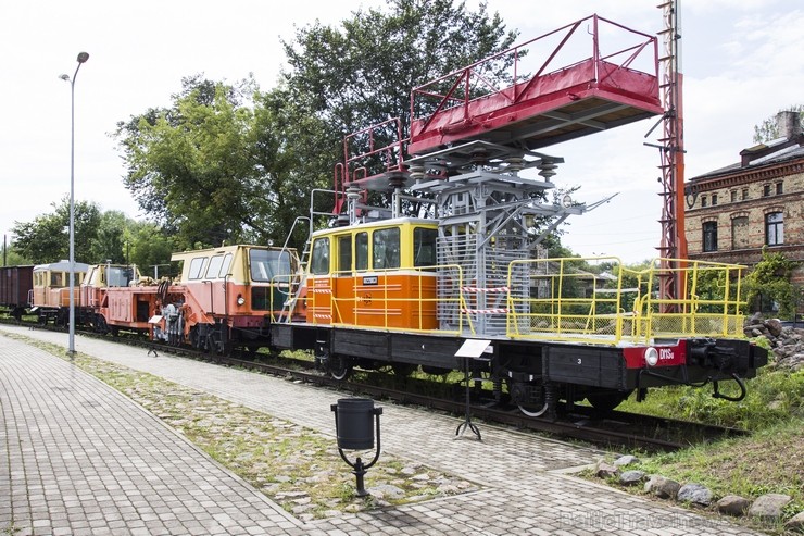 Šajā laikā ir izveidots plašākais dzelzceļa vēsturei veltītais krājums, iekārtotas ekspozīcijas Rīgā un Jelgavā, restaurēta plašākā Ritekļu kolekcija  130826