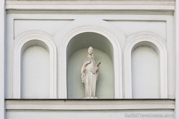 Rīgas Sāpju Dievmātes baznīca ir pirmā jaunuzceltā mūra katoļu baznīca Rīgā pēc reformācijas ienākšanas Livonijā Rīgas Sāpju Dievmātes baznīca ir pirmā jaunuzceltā mūra katoļu baznīca Rīgā pēc reformācijas ienākšanas Livonijā 131643
