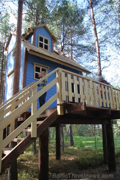 Baltijas lielākais tematiskais parks visai ģimenei «Lotes zeme» atrodas tikai 170 km attālumā no Rīgas - www.lottemaa.ee 131747