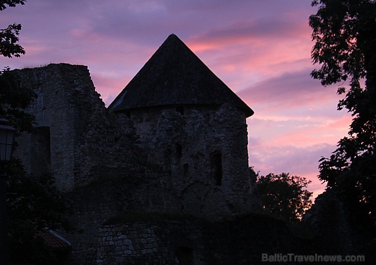 Travelnews.lv apciemo Latvijas karoga dzimteni - Cēsis - www.tourism.cesis.lv Travelnews.lv apciemo Latvijas karoga dzimteni - Cēsis - www.tourism.cesis.lv 132504
