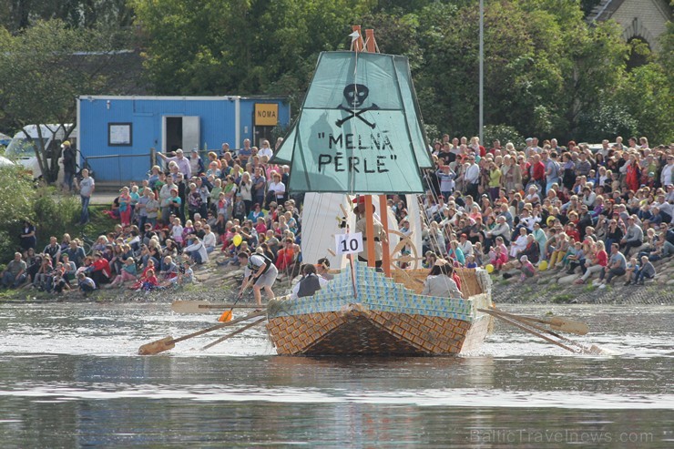 Jelgavā norisinājusies XII BALTAIS Piena paku laivu regate Jelgavā norisinājusies XII BALTAIS Piena paku laivu regate 132828