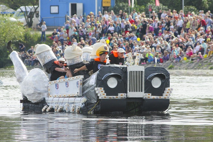 Jelgavā norisinājusies XII BALTAIS Piena paku laivu regate 132829