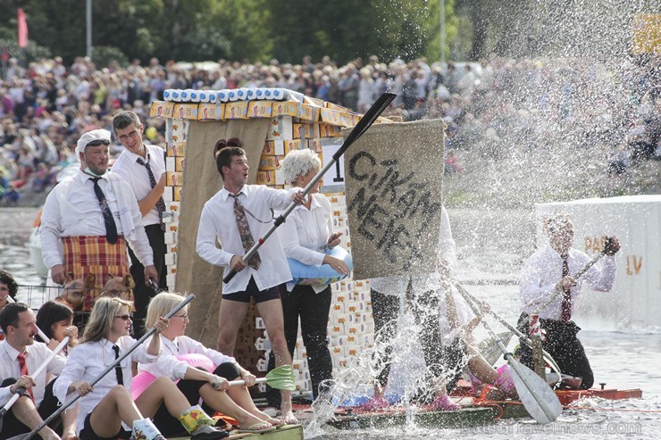 Jelgavā norisinājusies XII BALTAIS Piena paku laivu regate Jelgavā norisinājusies XII BALTAIS Piena paku laivu regate 132835