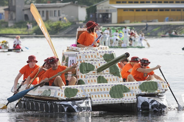Jelgavā norisinājusies XII BALTAIS Piena paku laivu regate Jelgavā norisinājusies XII BALTAIS Piena paku laivu regate 132838