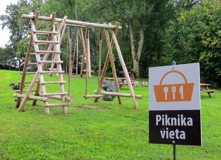Jaunmoku pils svin uzņēmuma 10 gadu jubileju www.jaunmokupils.lv Jaunmoku pils svin uzņēmuma 10 gadu jubileju www.jaunmokupils.lv 133975