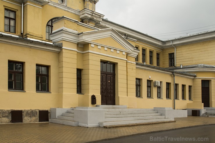 Gulbenes dzelzceļa stacija ir viena no lielākajām un greznākajām dzelzceļa staciju ēkām Latvijā 135593