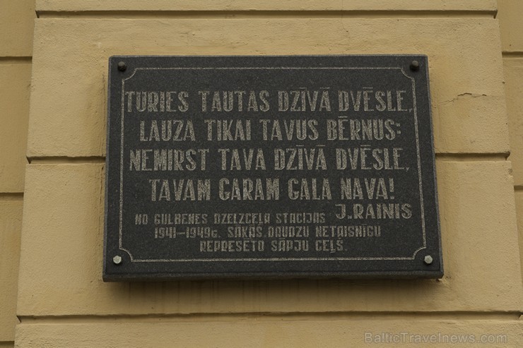 Gulbenes dzelzceļa stacija ir viena no lielākajām un greznākajām dzelzceļa staciju ēkām Latvijā Gulbenes dzelzceļa stacija ir viena no lielākajām un greznākajām dzelzceļa staciju ēkām Latvijā 135595