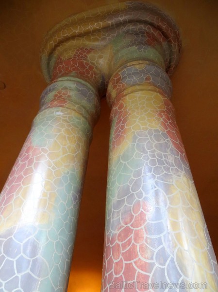 Izjūti arhitekta Antorio Gaudi veidotās Casa Battló mājas neordināru atmosfēru. Vairāk informācijas: www.catalunya.com 144609