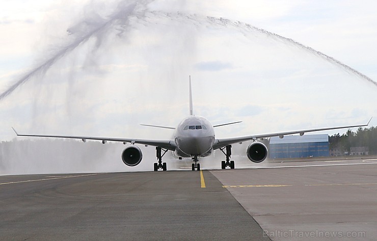 Rīgā 24.05.2019 pirmo reizi ierodas tūristi no Dienvidkorejas ar tiešo «Korean Air» čarterlidojumu 254928